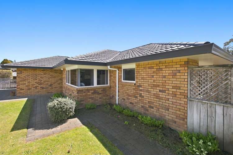 25 Ashmore Drive Frankleigh Park_26