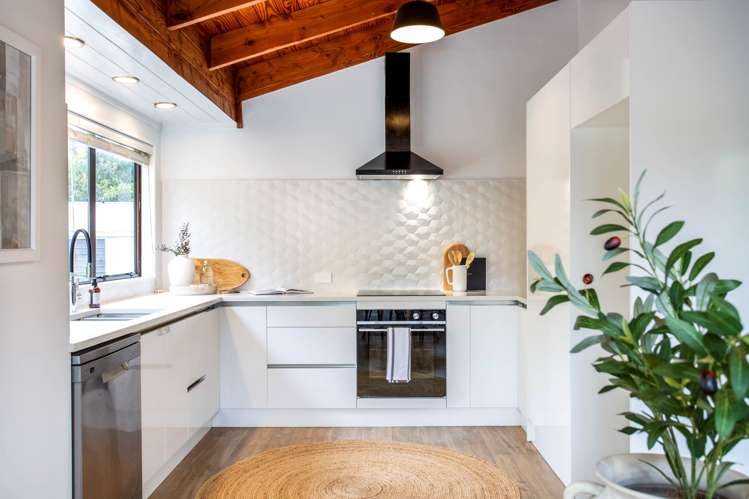 83 Rautawhiri Road Helensville_11