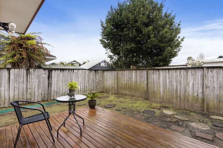 19c Beach Road Te Atatu Peninsula_11