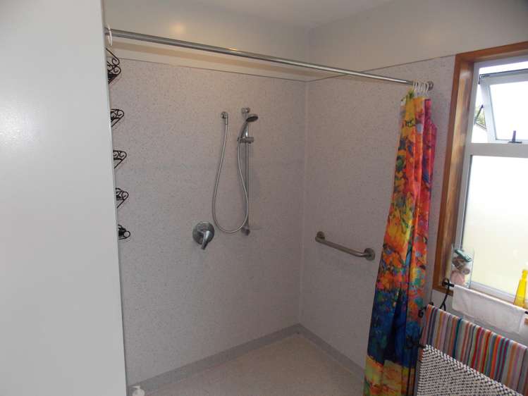 32 Pioneer Highway Awapuni_13