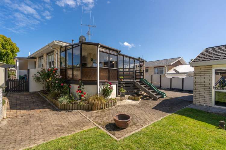 47 Rodney Street Nawton_12