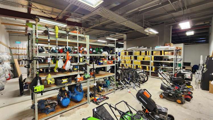 65 Edinburgh Street Pukekohe_4