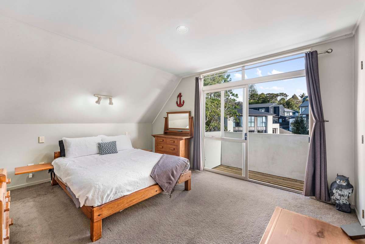 54A Comins Crescent_3