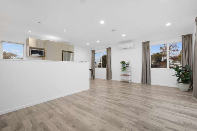 6 Fernhaven Place Massey_16