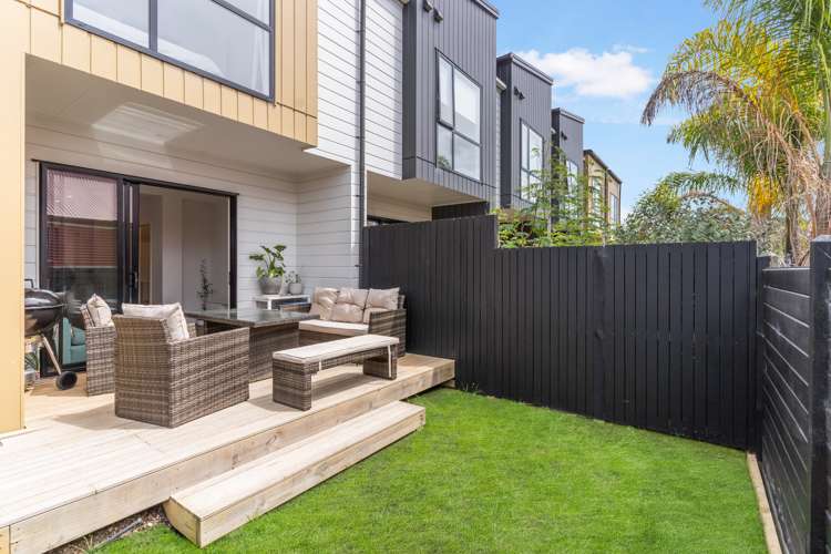 22/47a Huntington Drive Huntington Park_8