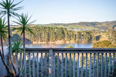 4 Robertson Street_1