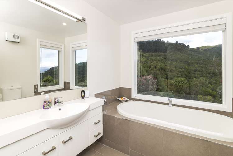 9 Peregrine Place Kinloch_10