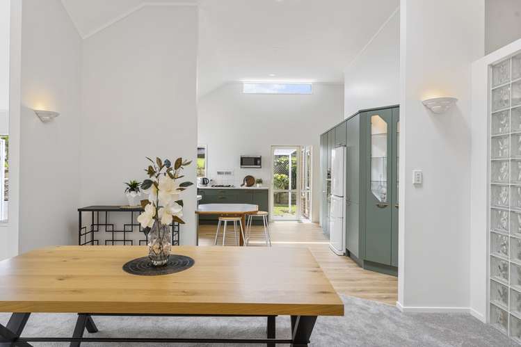 7 Jana Place Mount Roskill_13