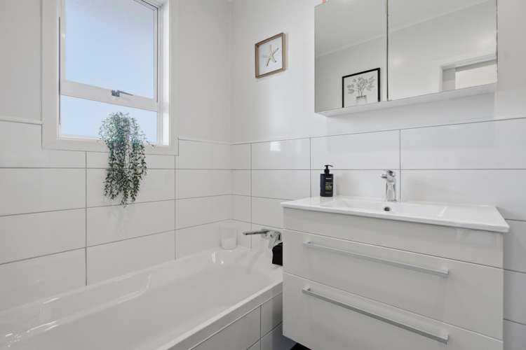 13 Durham Avenue Welbourn_12