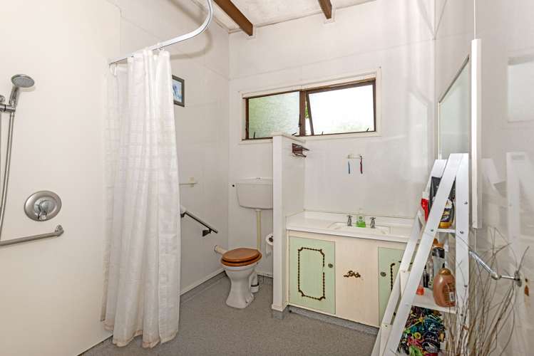 79a Iranui Road Inner Kaiti_11
