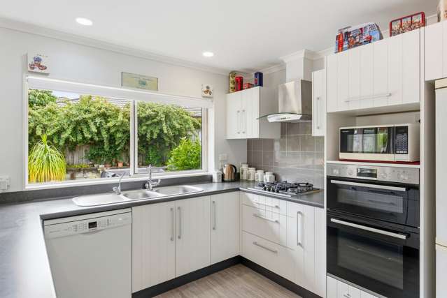 3 Nicholas Place Waikanae Beach_2