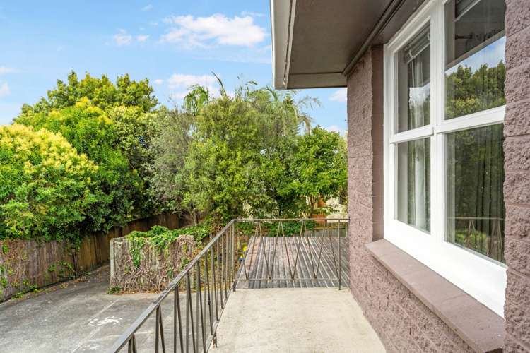31 Lyndhurst Road Te Atatu South_7