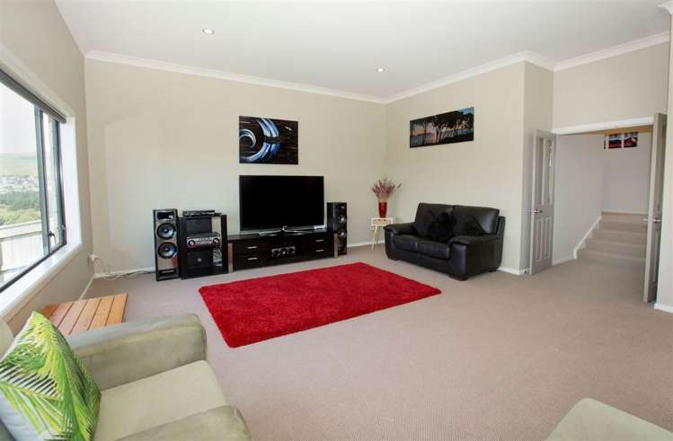 25 Tongariro Drive Aotea_10