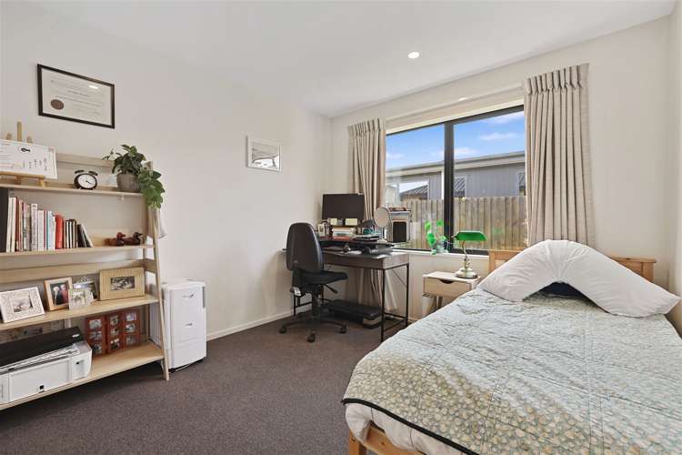 15 Romney Drive Belfast_15