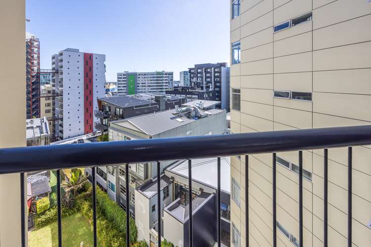 6g/2 Eden Crescent Auckland Central_15