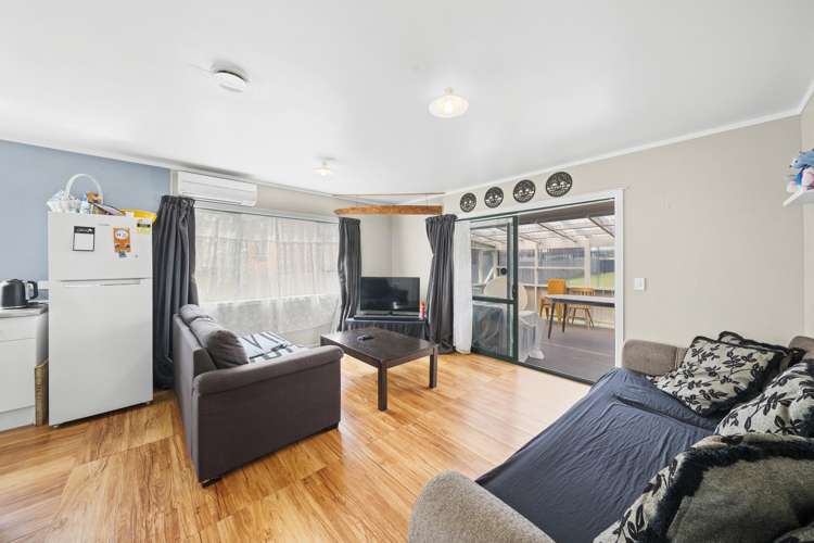 215 Buckland Road Mangere East_17