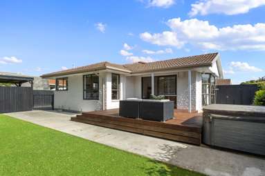 2/12 Camrose Place_2