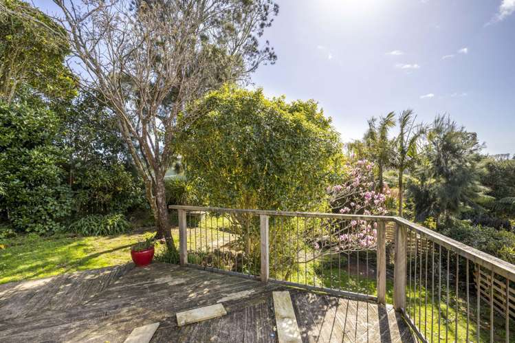 9 Lindaver Grove Merrilands_26