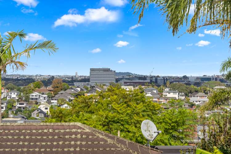 1/64 Seaview Road Castor Bay_7