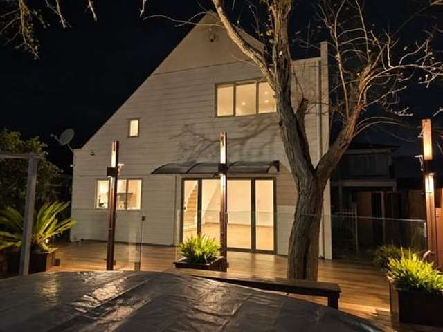 Marua Road 3.5 bed/ 2bath/ EV Charge garage