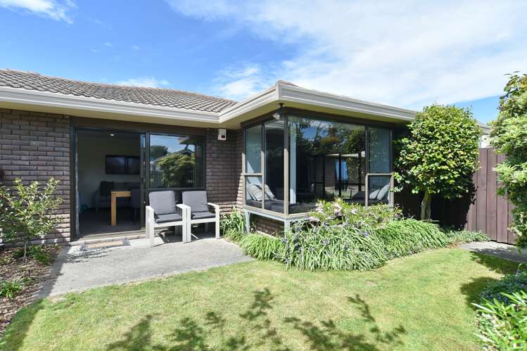 6 Cherrywood Place Redwood_22