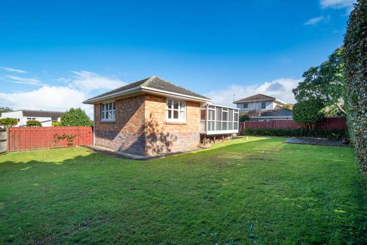 2 Garden Place Mount Eden_15