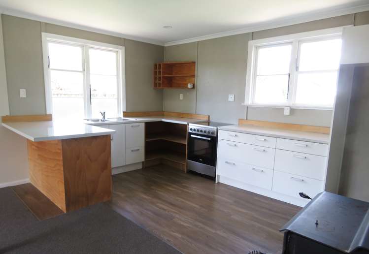 3 Plaskett Street Reefton_10