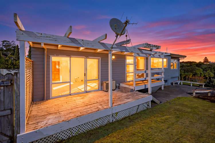 66 De Quincey Terrace Highland Park_24
