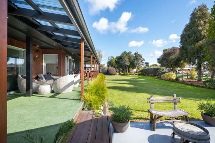 245 Riverbend Road Meeanee_8