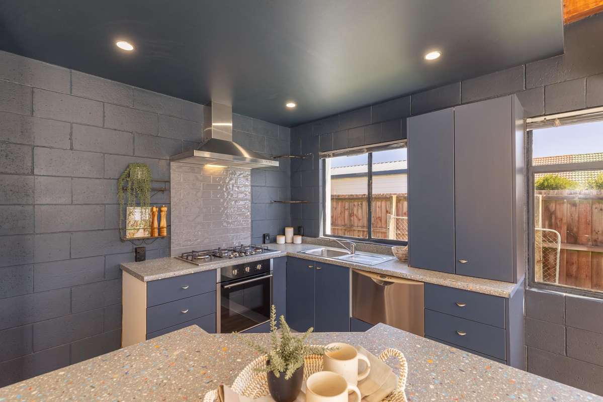 12 Plover Street_4