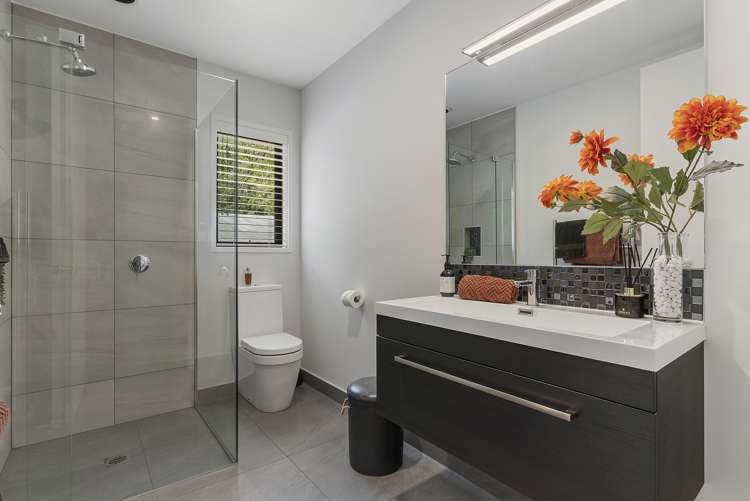 420 Redoubt Road Totara Park_15