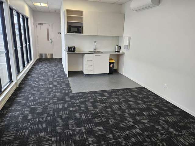 Unit 5/88 Hobsonville Road Hobsonville_3