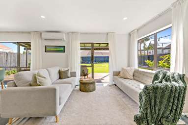 19A Whites Way_1