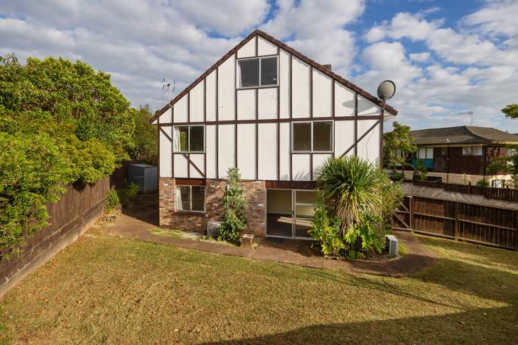 1/13 Mongorry Place Mount Roskill_14