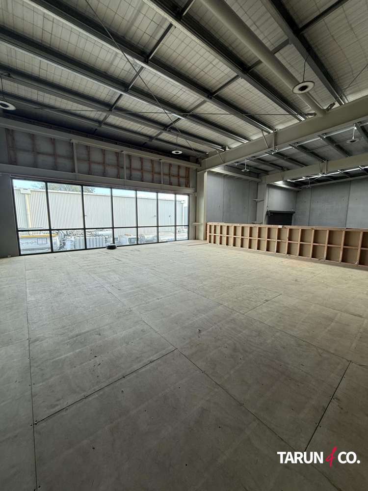 H/130 Hugo Johnston Drive Penrose_4