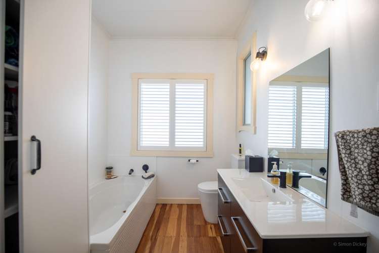 78 Wallis Street Raglan_28