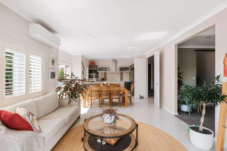 22 Adler Drive Ohauiti_19