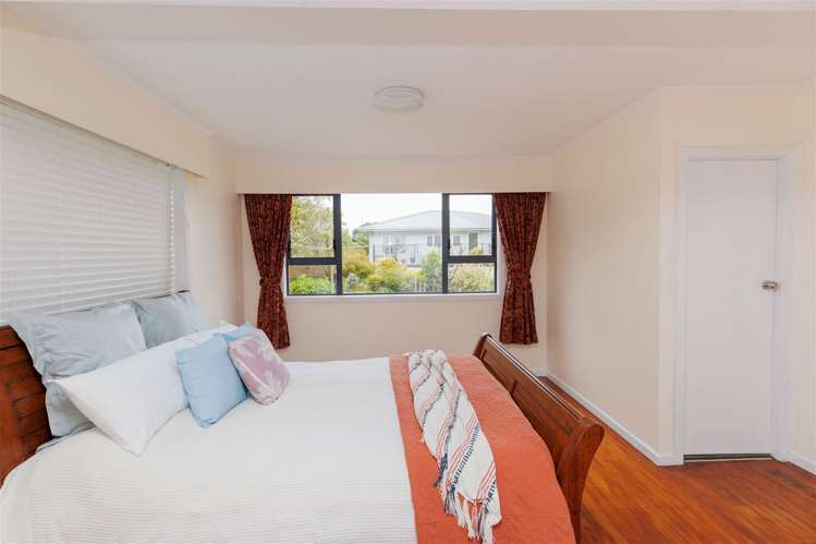 27 Fairburn Grove Johnsonville_7