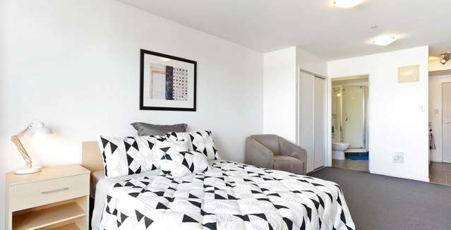 1002/1 Parliament Street City Centre_3