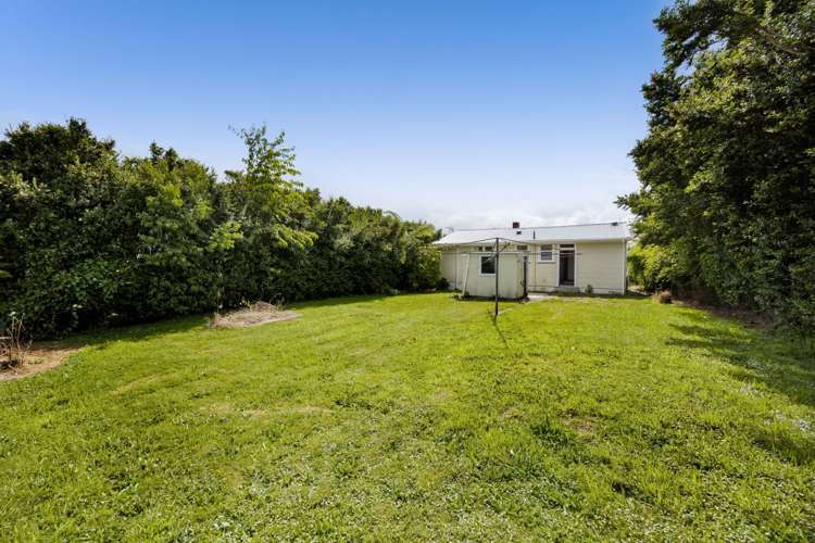 97 Brecon Road Stratford_18