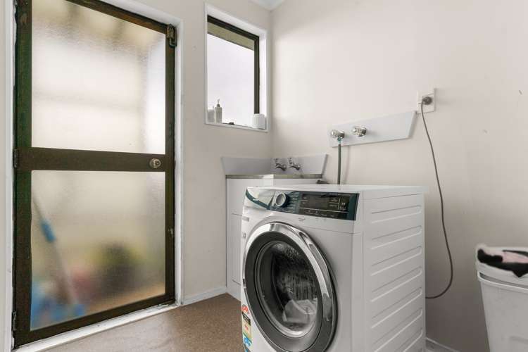 1/22 Norrie Smith Avenue Flat Bush_8