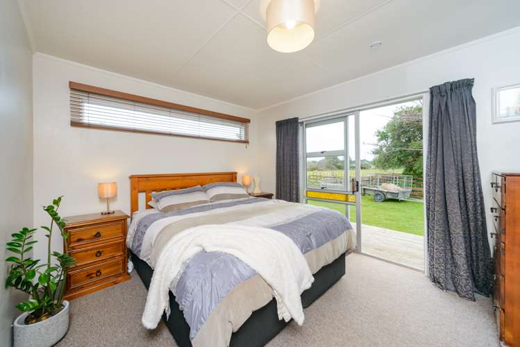 12 Walker Crescent Bulls_5