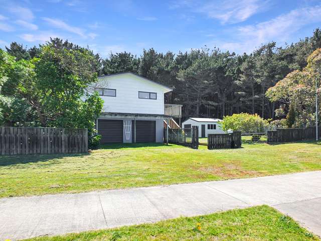 27 and 29 Cousins Avenue Foxton Beach_1