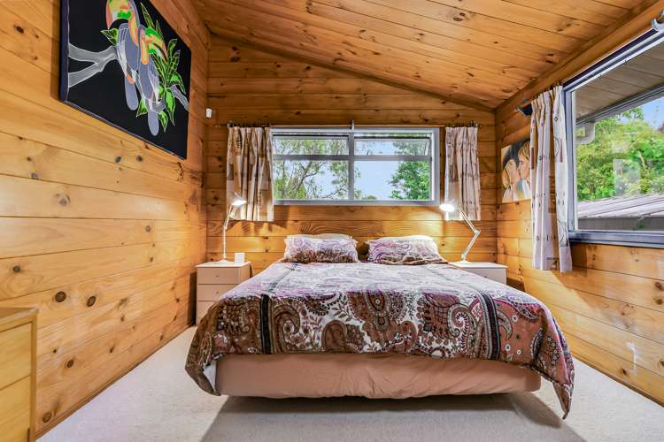 92 Poaka Avenue Dinsdale_8