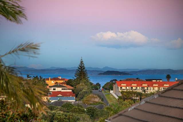 105 Alec Craig Way Gulf Harbour_4