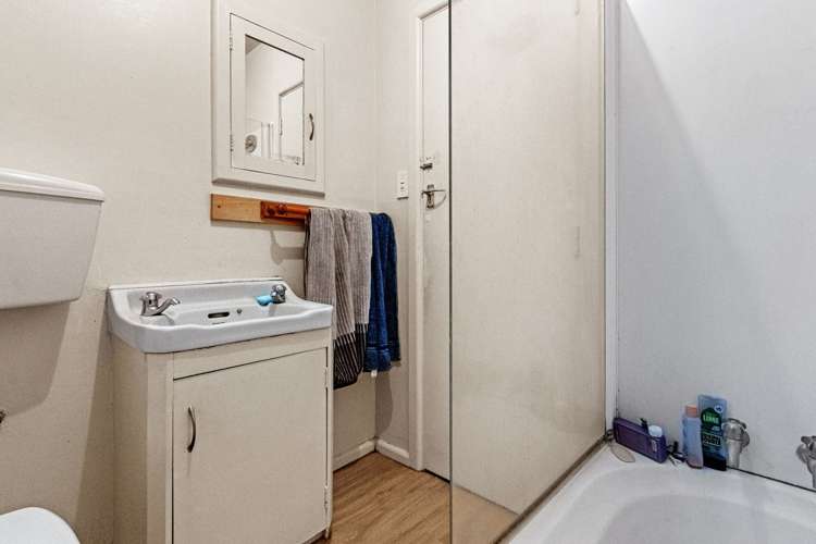 2/117 Geraldine Street Edgeware_7