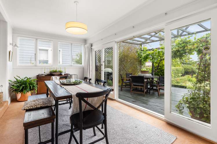 22 Nelson Crescent Napier South_9