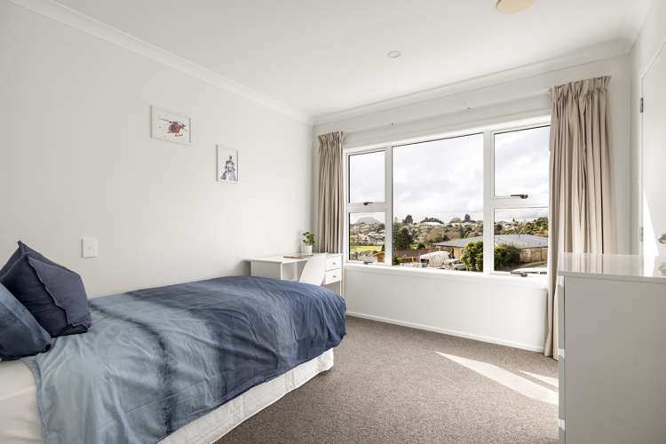 33 Upland Street Brookfield_12