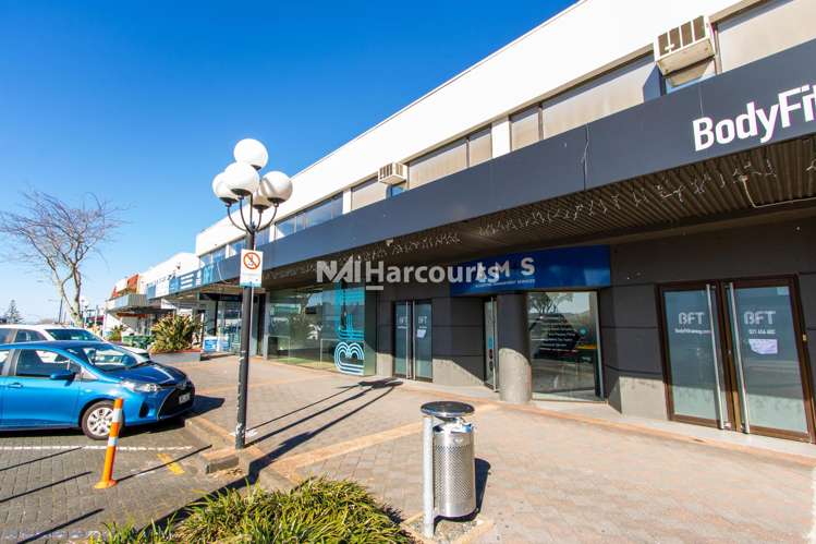Shop 2-3/84-90 Mokoia Road_0