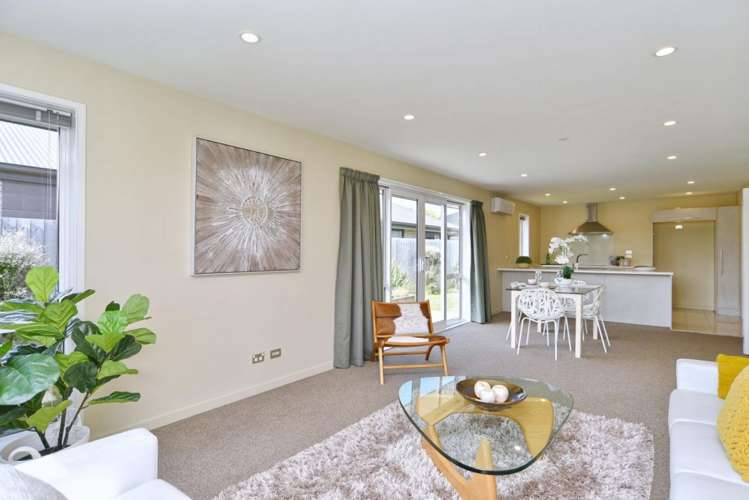 8 Booth Way Belfast_5